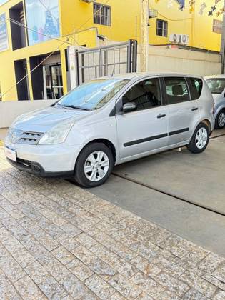 NISSAN LIVINA 1.6 16V FLEX 4P MANUAL NISSAN LIVINA 1.6 16V FLEX 4P MANUAL